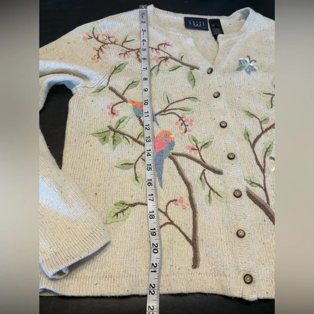 Vintage Silk Blend cream button-up Cardigan w/ Embroidered Birds and Flowers L - Picture 10 of 15